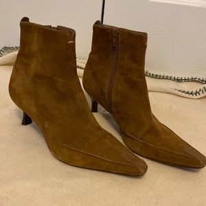 Brown suede ankle shoe boot Women size 7 1/2 by Nordstrom